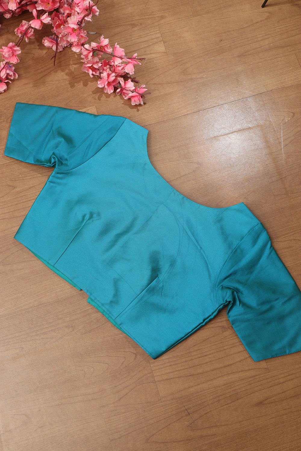 Blue Silk Non Padded Blouse - Elegant and Comfortable - Luxurion World