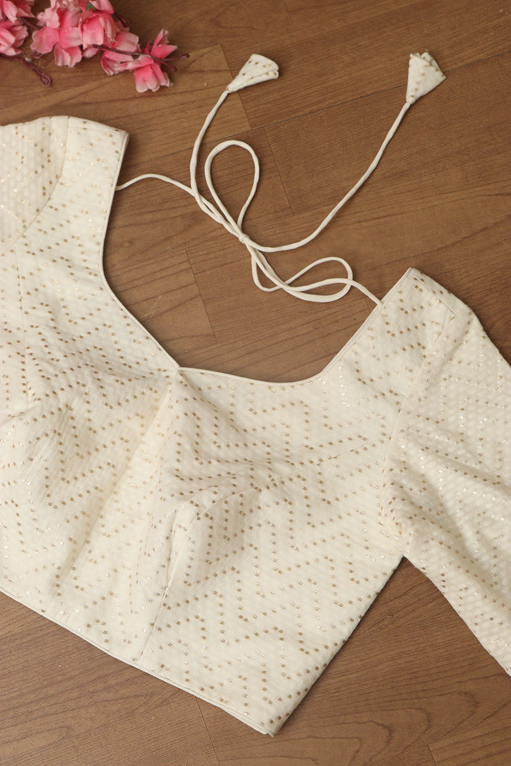 Elegant White Banarasi Pure Cotton Non Padded Blouse - Luxurion World