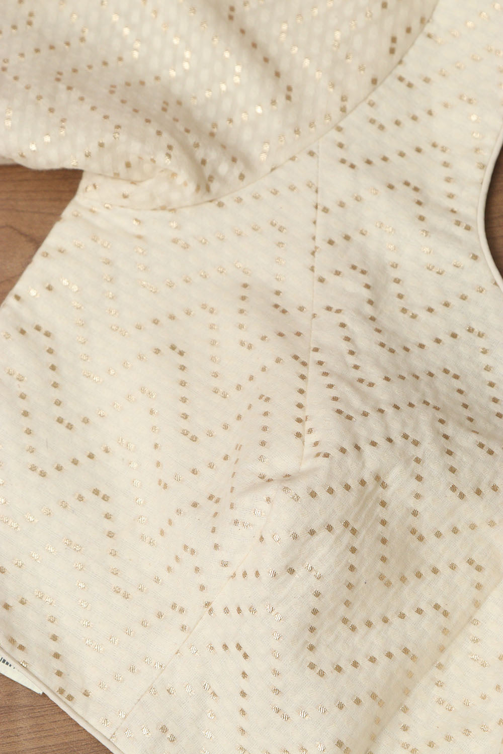 Elegant White Banarasi Pure Cotton Non Padded Blouse - Luxurion World