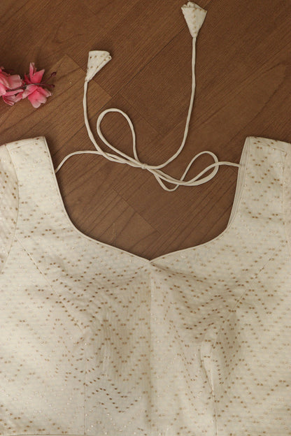 Elegant White Banarasi Pure Cotton Non Padded Blouse - Luxurion World