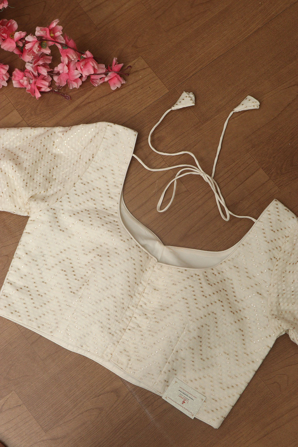 Elegant White Banarasi Pure Cotton Non Padded Blouse - Luxurion World