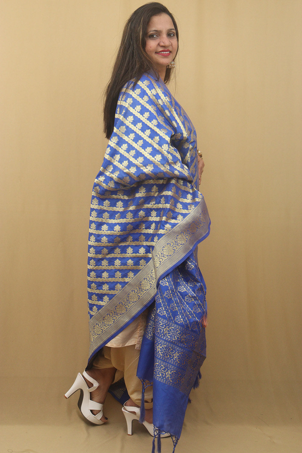 Stunning Blue Banarasi Silk Dupatta - Versatile and Elegant! - Luxurion World