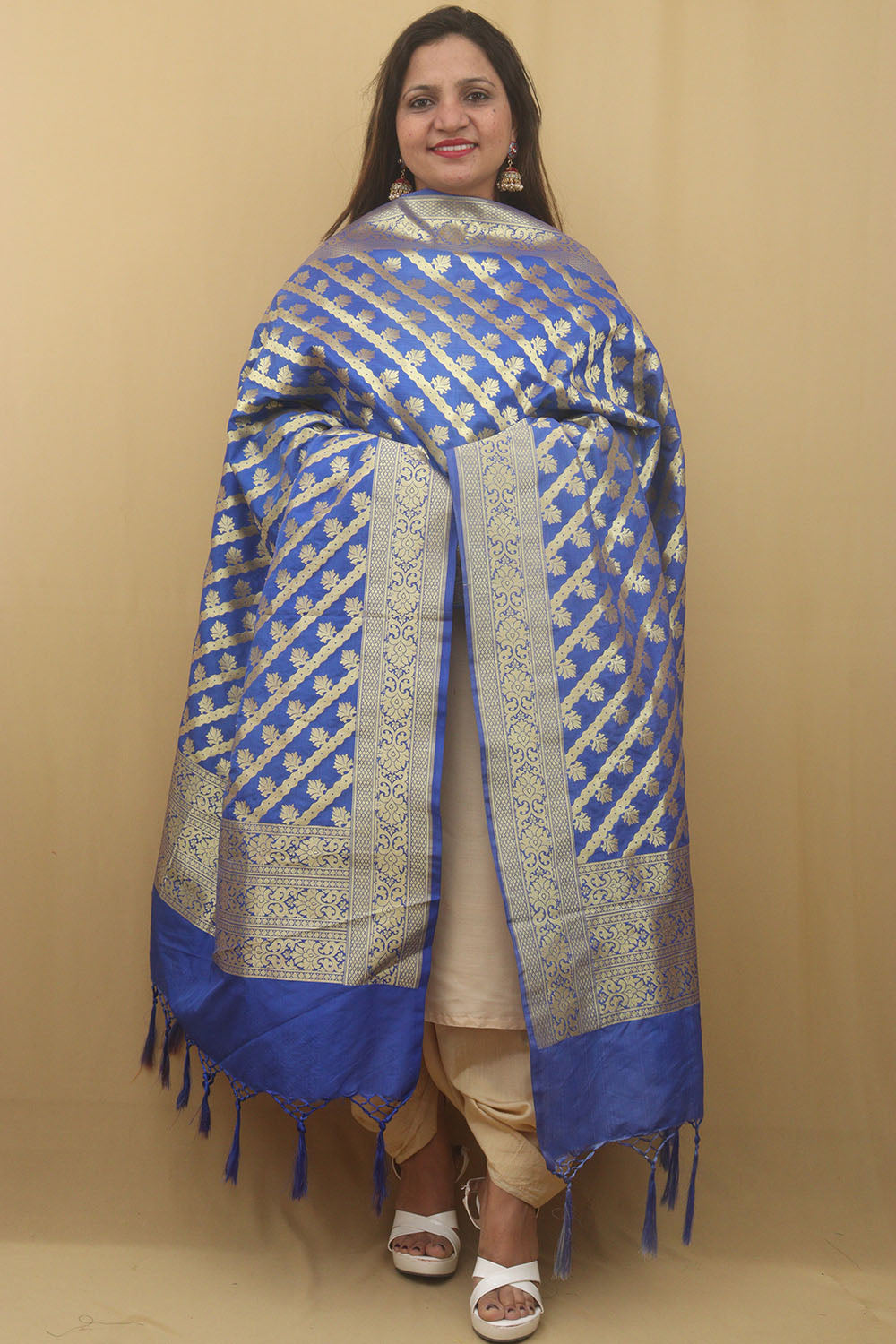 Stunning Blue Banarasi Silk Dupatta - Versatile and Elegant! - Luxurion World