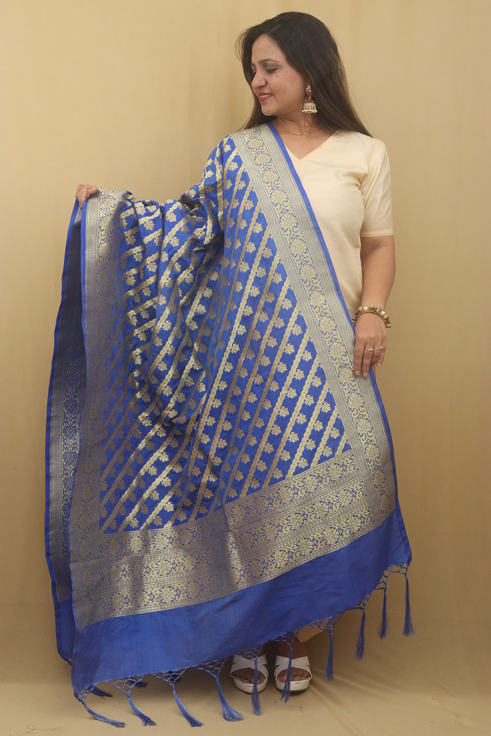 Stunning Blue Banarasi Silk Dupatta - Versatile and Elegant! - Luxurion World