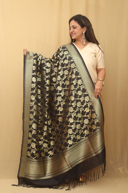 Black Banarasi Silk Dupatta - Luxurion World