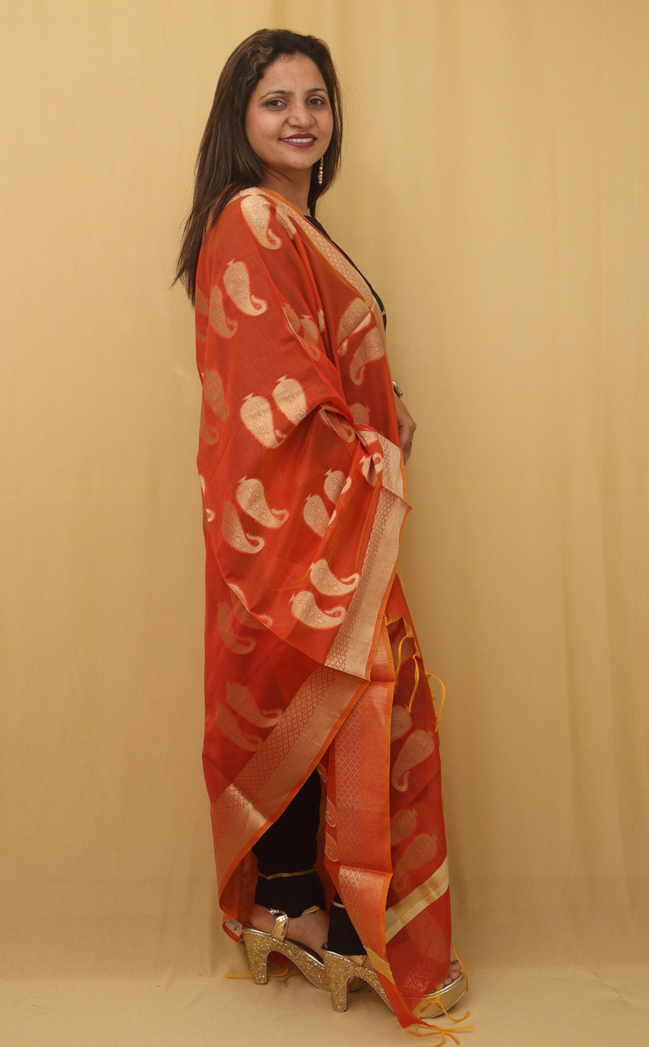 Stylish Orange Banarasi Cotton Silk Dupatta for Ethnic Charm - Luxurion World
