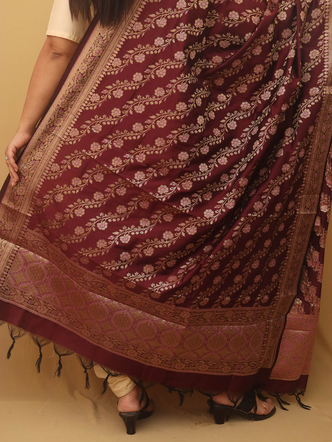 Maroon Banarasi Silk Meenakari Dupatta - Luxurion World