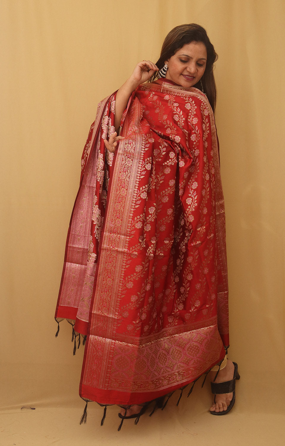 Red Banarasi Silk Meenakari Dupatta - Luxurion World