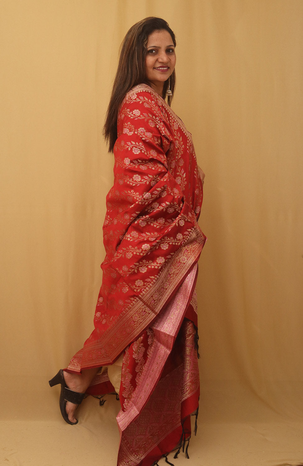 Red Banarasi Silk Meenakari Dupatta - Luxurion World