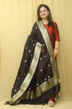 Black Handloom Banarasi Pure Katan Silk Kadwa Dupatta - Luxurion World