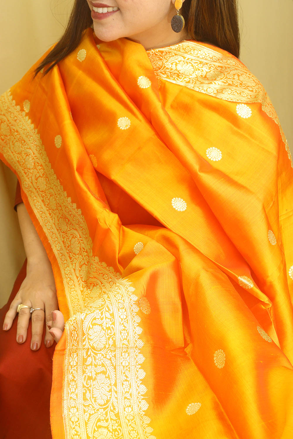 Orange Handloom Banarasi Pure Katan Silk Kadwa Dupatta - Luxurion World