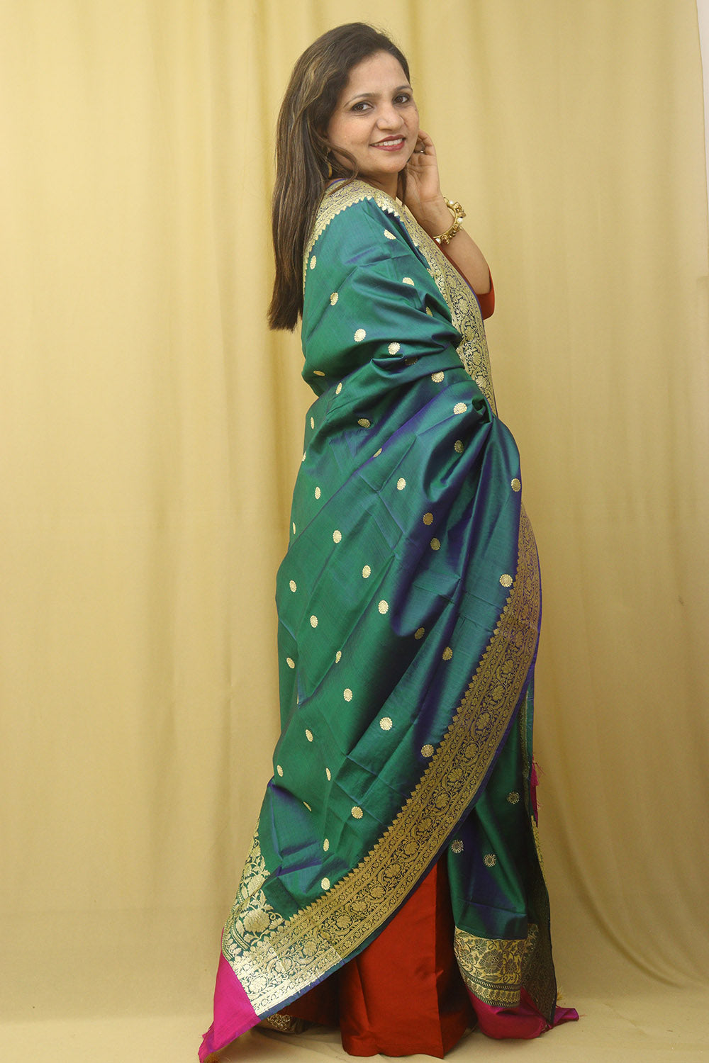Green And Blue Shot Handloom Banarasi Pure Katan Silk Kadwa Dupatta - Luxurion World