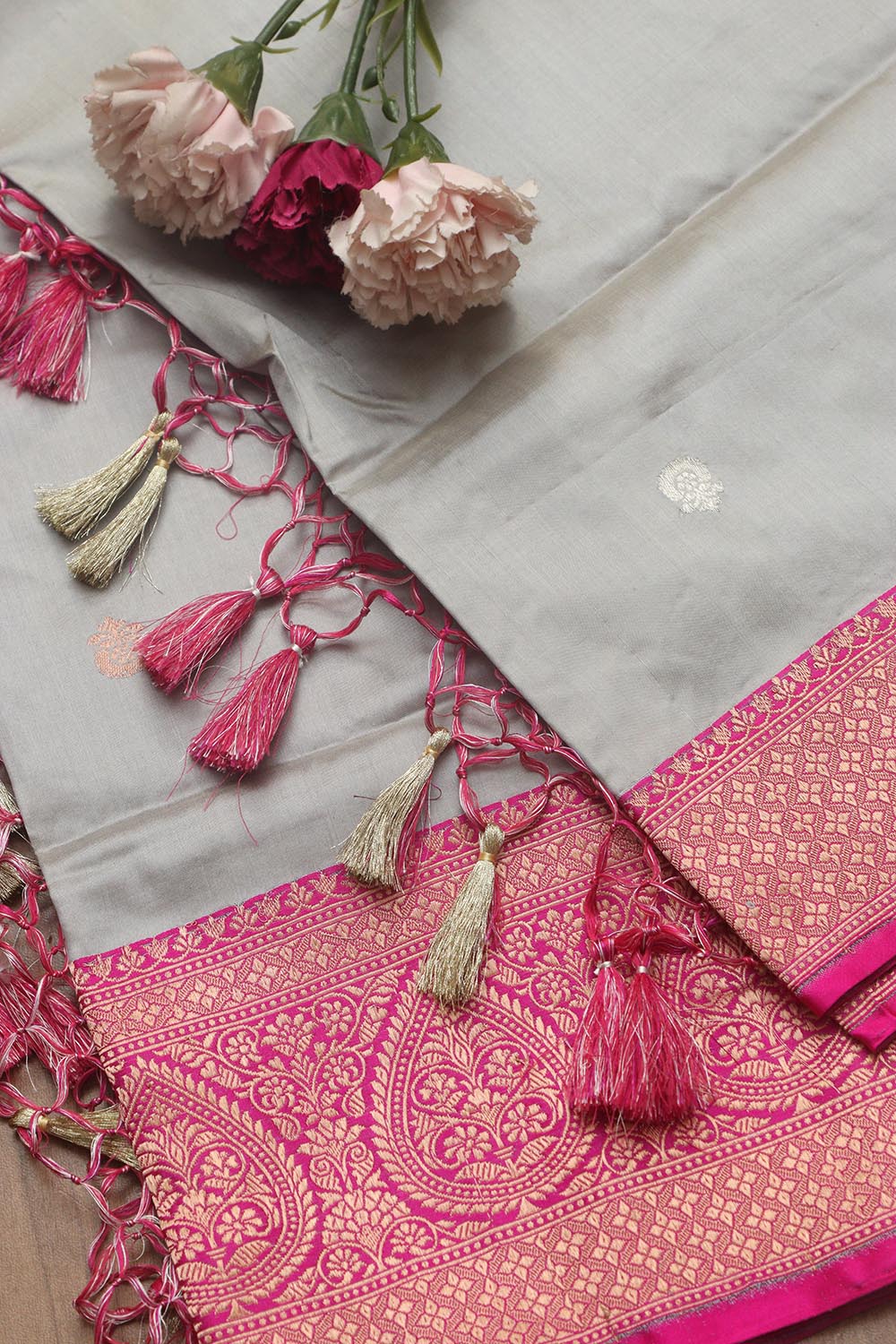 Elegant Grey Handloom Banarasi Pure Katan Silk Dupatta - Luxurion World