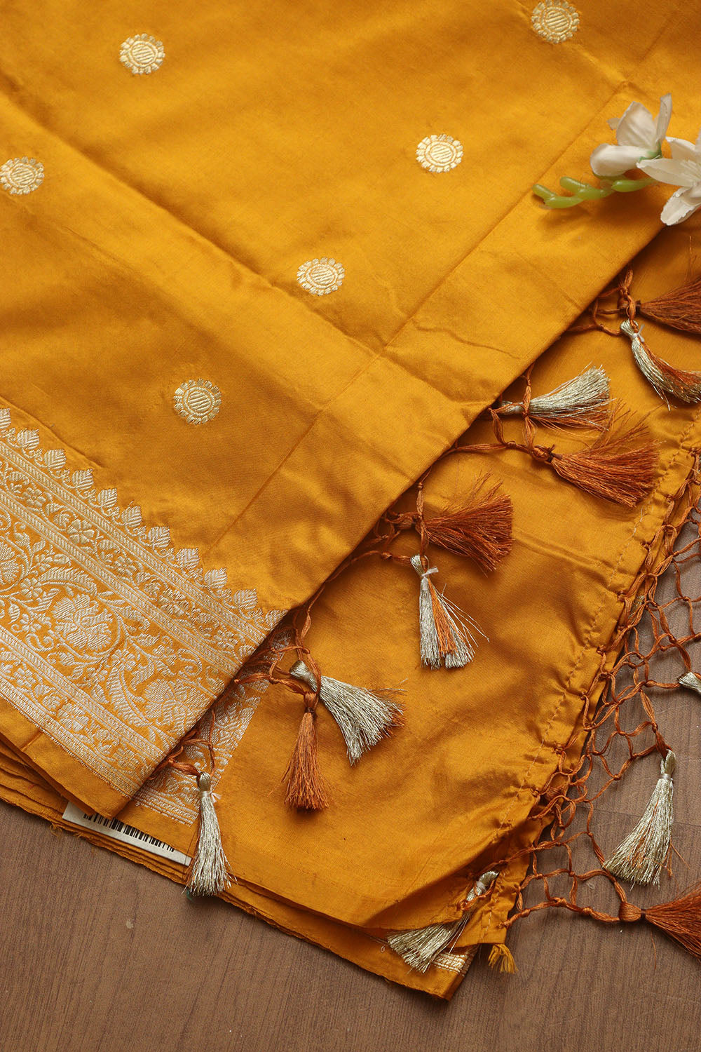 Yellow Handloom Banarasi Pure Katan Silk Dupatta - Luxurion World