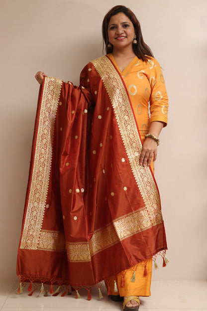 Brown Handloom Banarasi Pure Katan Silk Booti Design Dupatta - Luxurion World