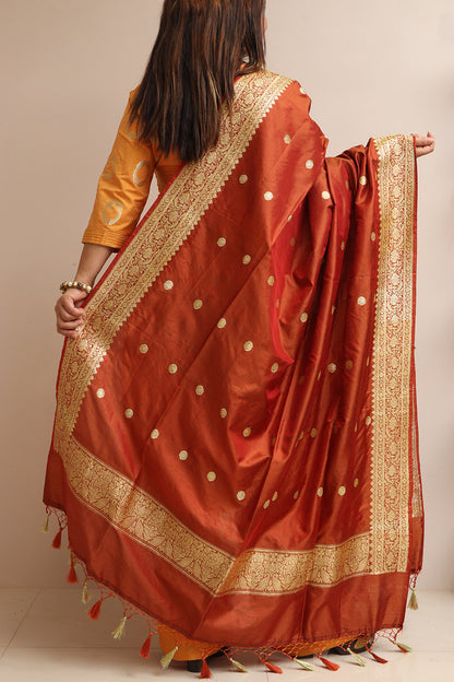 Brown Handloom Banarasi Pure Katan Silk Booti Design Dupatta - Luxurion World