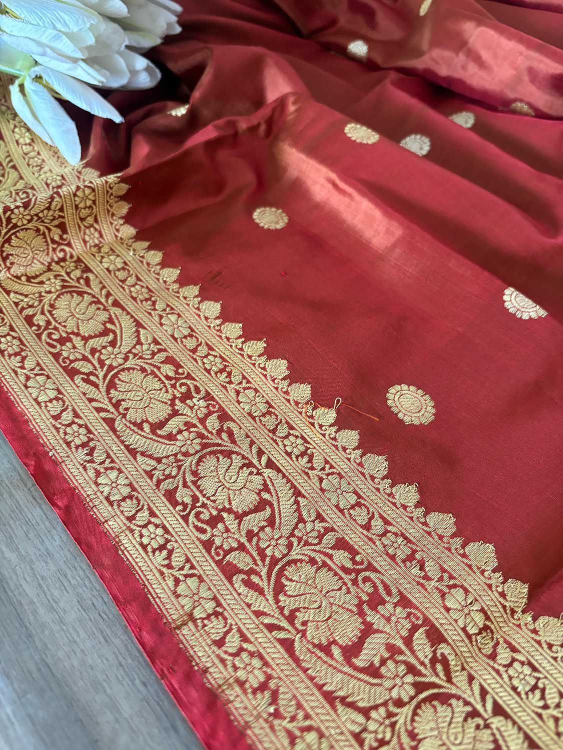 Brown Handloom Banarasi Pure Katan Silk Booti Design Dupatta - Luxurion World