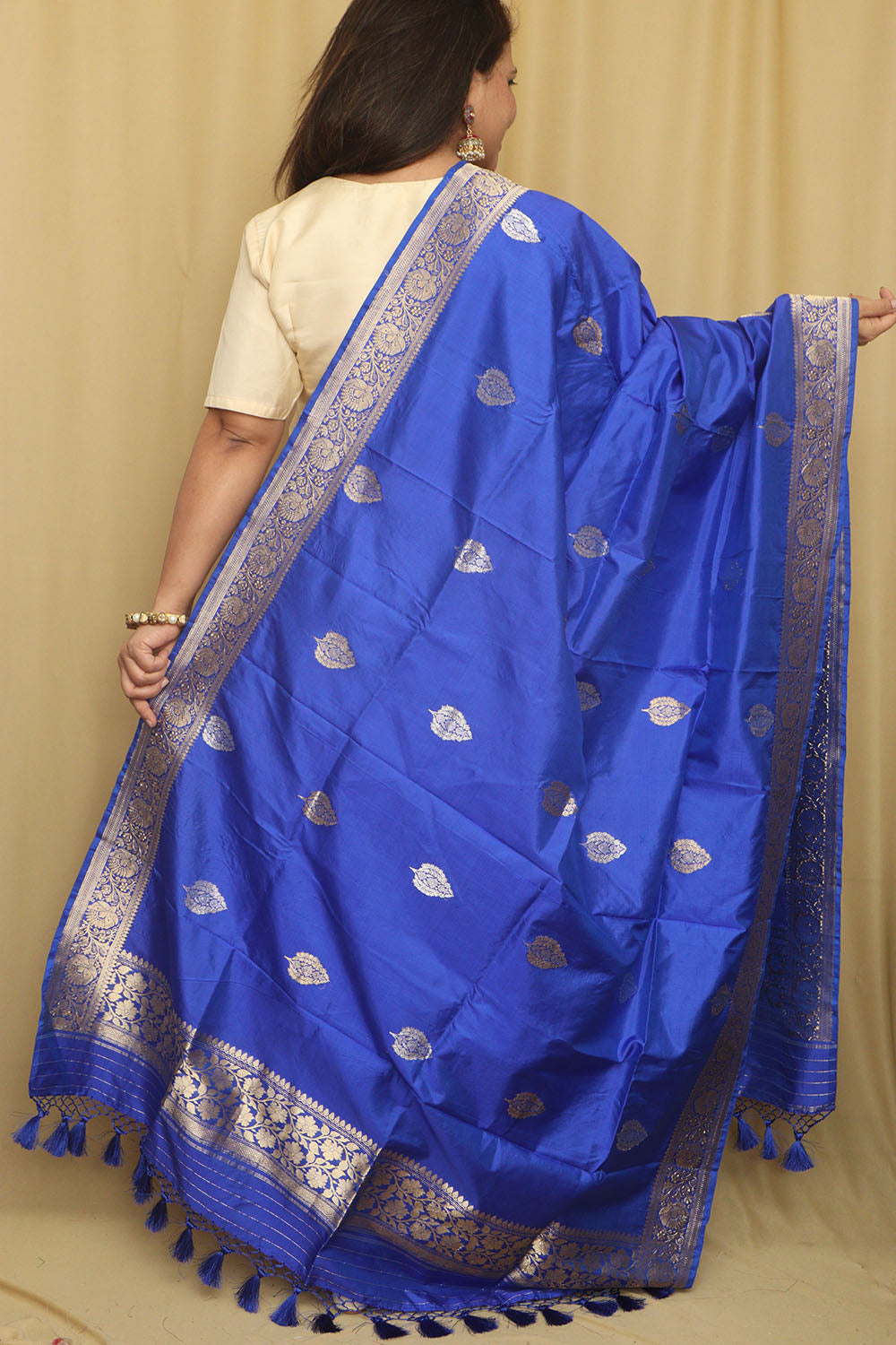 Blue Banarasi Handloom Pure Katan Silk Dupatta - Luxurion World- Crafted Heirlooms