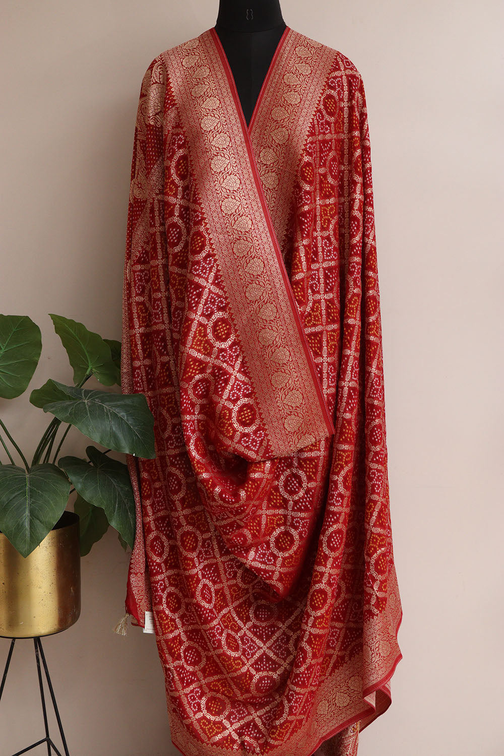Red Banarasi Bandhani Weaved Georgette Dupatta - Luxurion World- Crafted Heirlooms