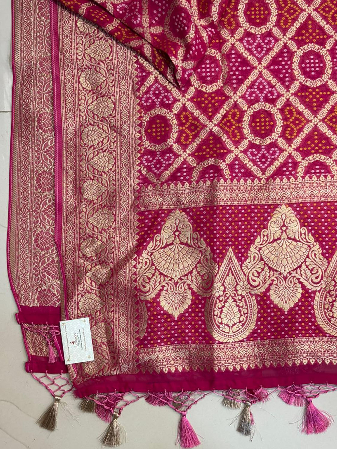 Pink Banarasi Bandhani Weaved Georgette Dupatta - Luxurion World- Crafted Heirlooms
