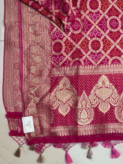 Pink Banarasi Bandhani Weaved Georgette Dupatta - Luxurion World