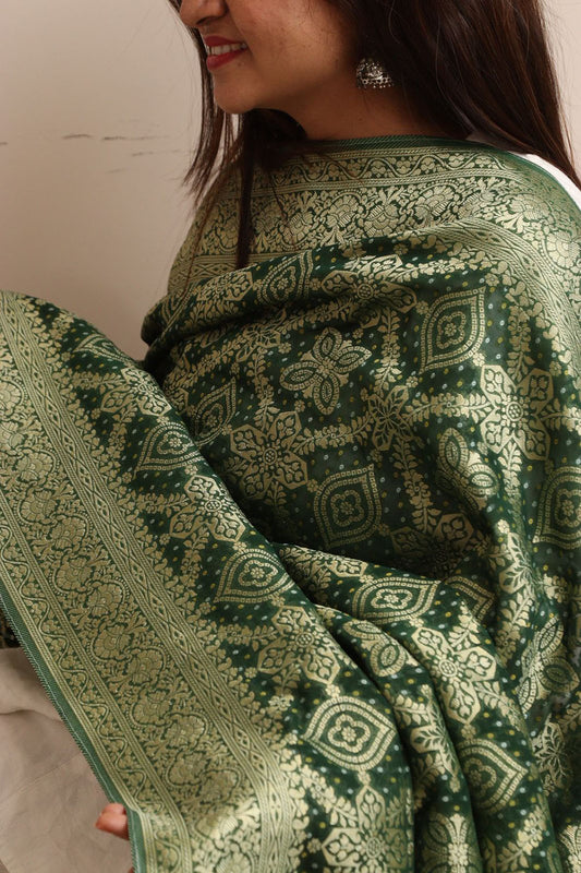 Green Banarasi Bandhani Weaved Georgette Dupatta - Luxurion World