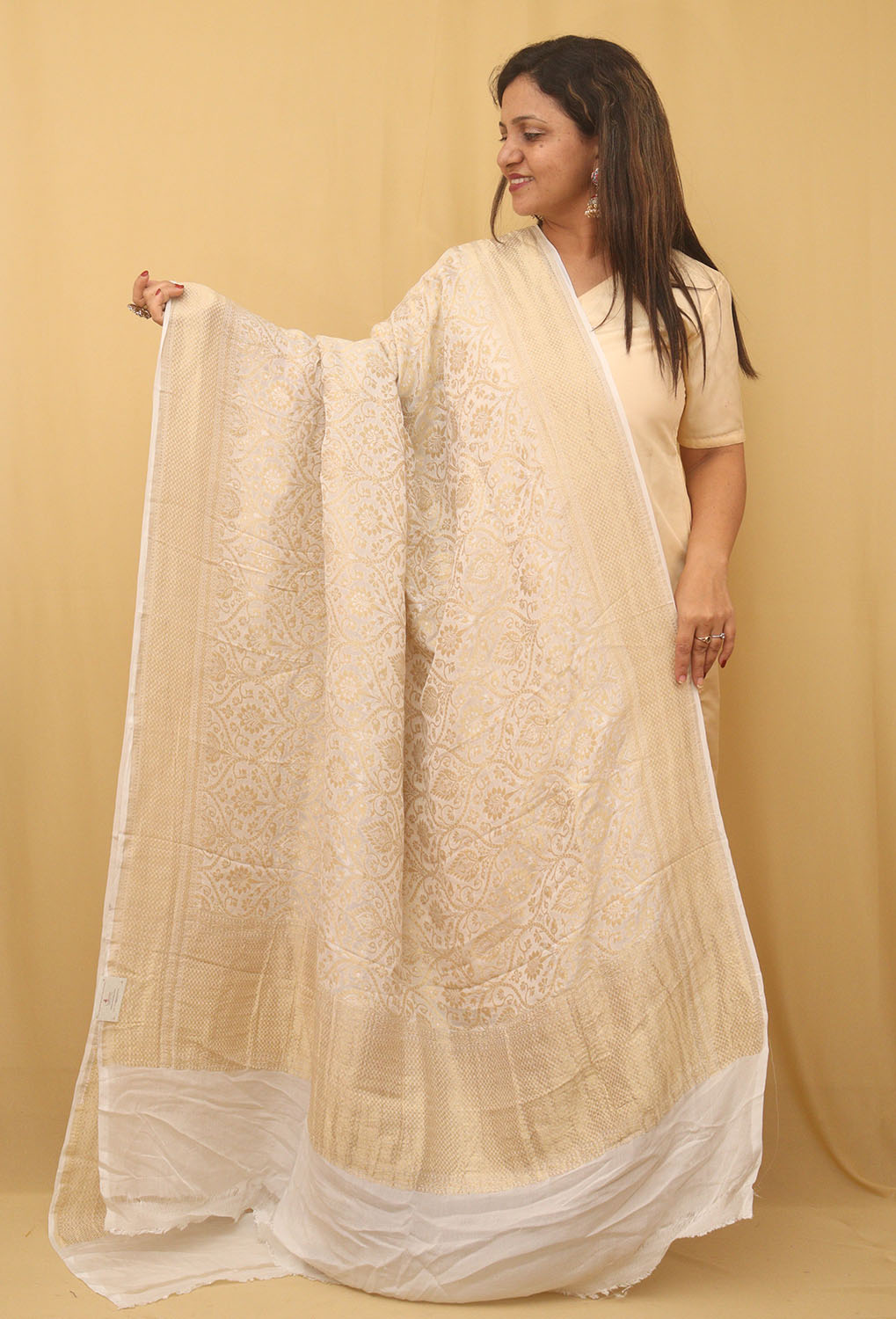 Dyeable Banarasi Handloom Pure Georgette Dupatta - Luxurion World