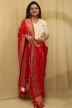 Handloom Banarasi Georgette Dupatta in Red - Luxurion World