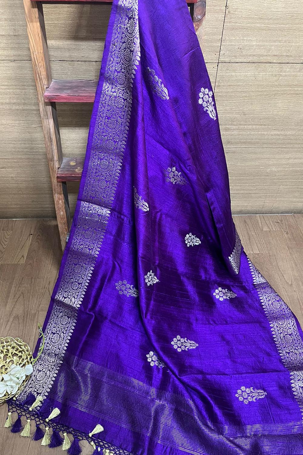 Purple Banarasi Handloom Chiniya Silk Dupatta - Elegant Style - Luxurion World