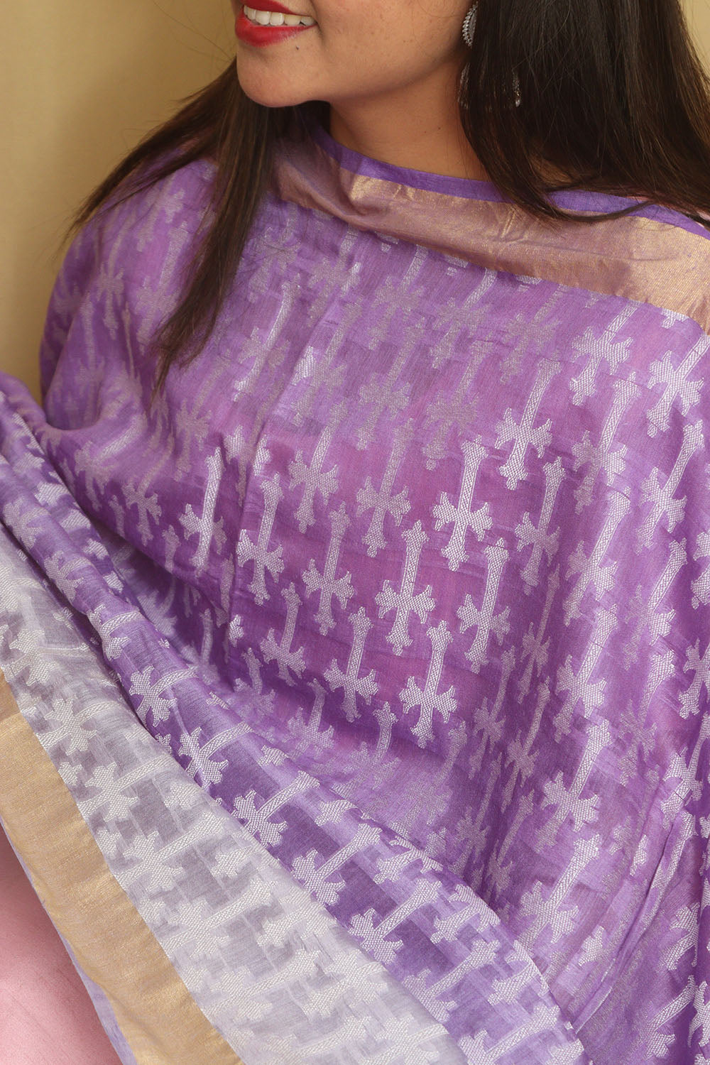 Exquisite Purple Banarasi Handloom Pure Moonga Silk Dupatta - Luxurion World