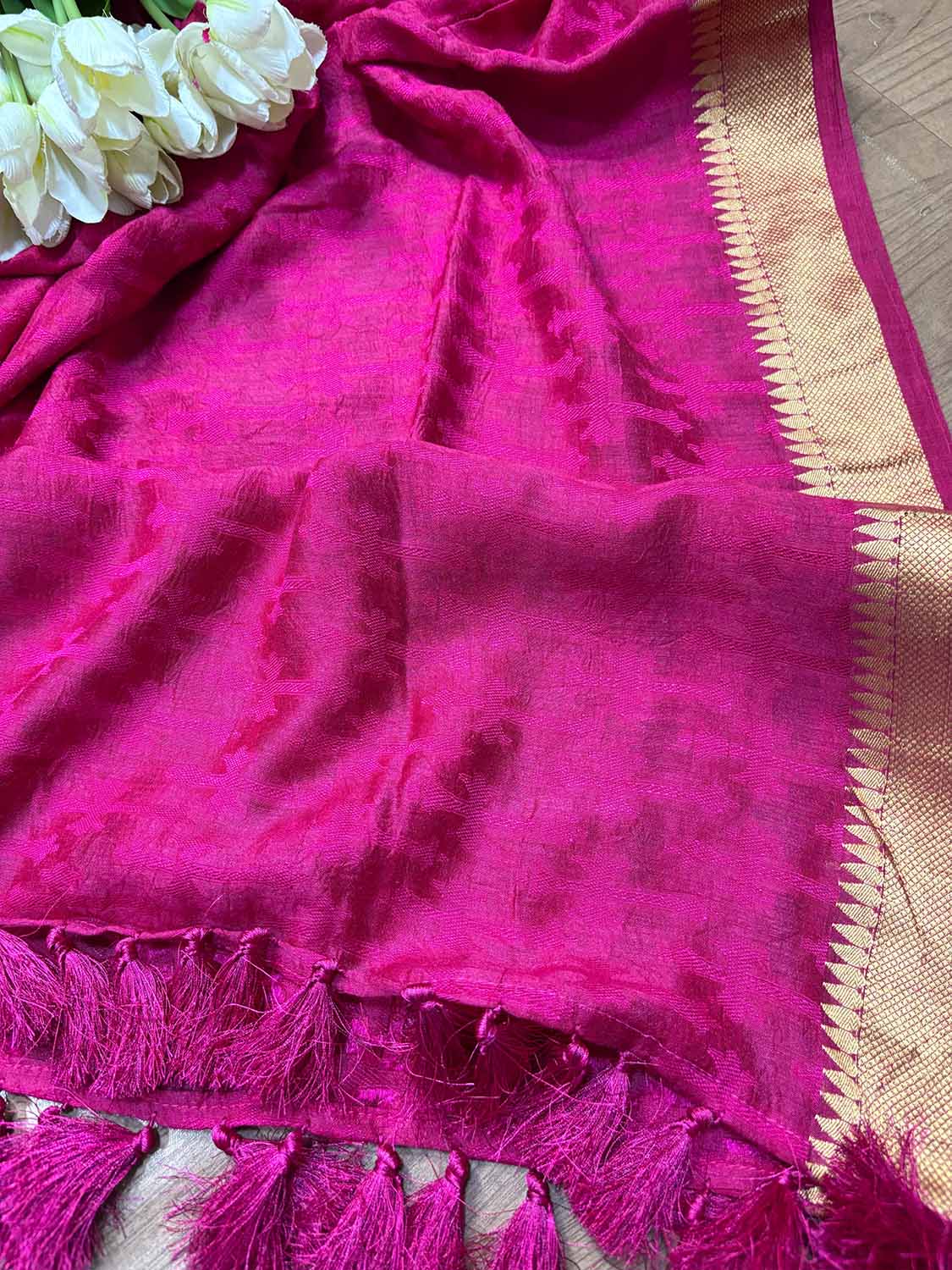 Exquisite Pink Banarasi Handloom Pure Moonga Silk Dupatta - Luxurion World- Crafted Heirlooms
