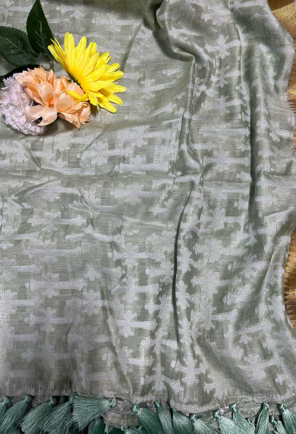 Elegant Pista Green Banarasi Handloom Pure Moonga Silk Dupatta - Luxurion World- Crafted Heirlooms