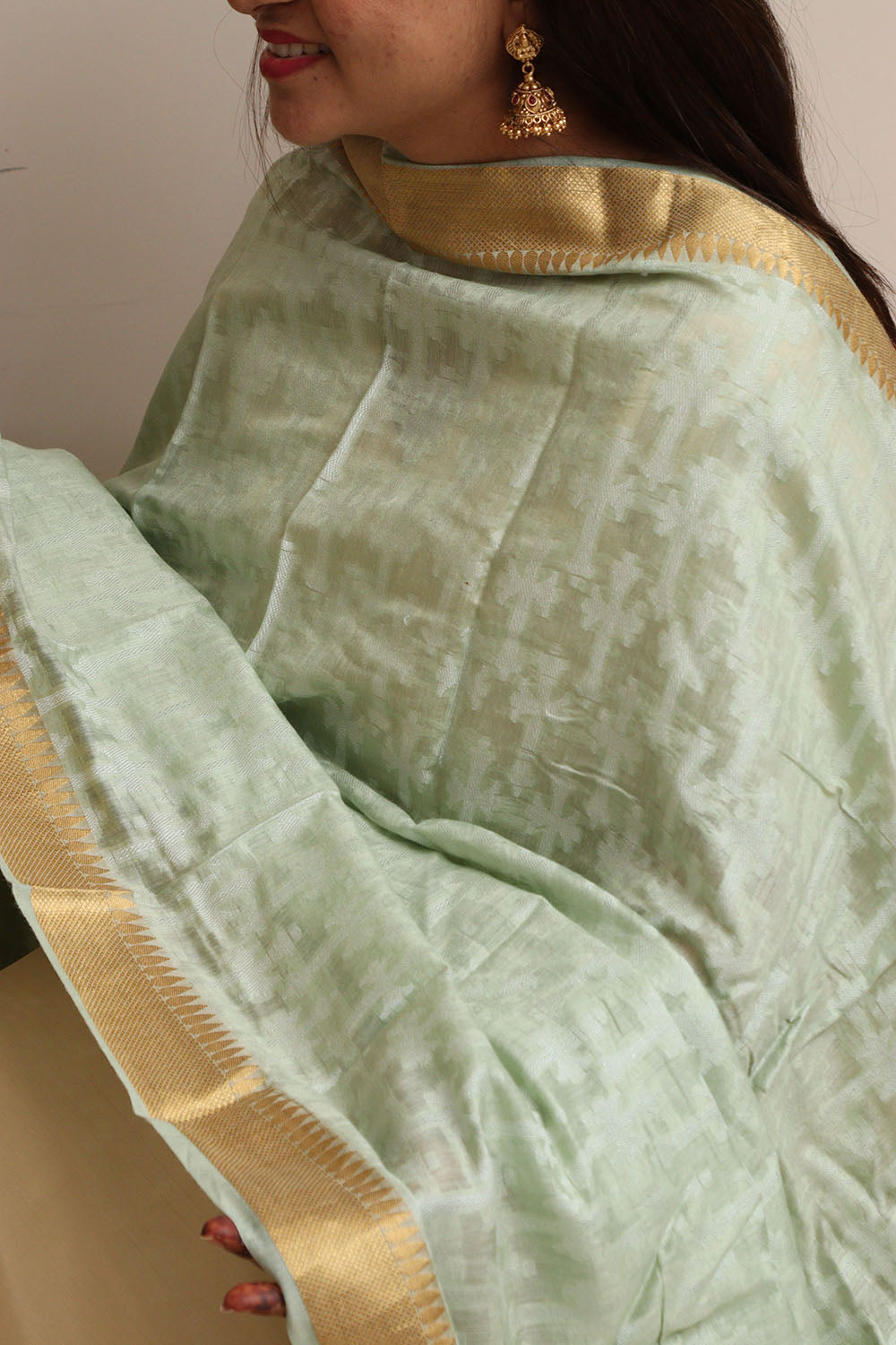 Elegant Pista Green Banarasi Handloom Pure Moonga Silk Dupatta - Luxurion World- Crafted Heirlooms