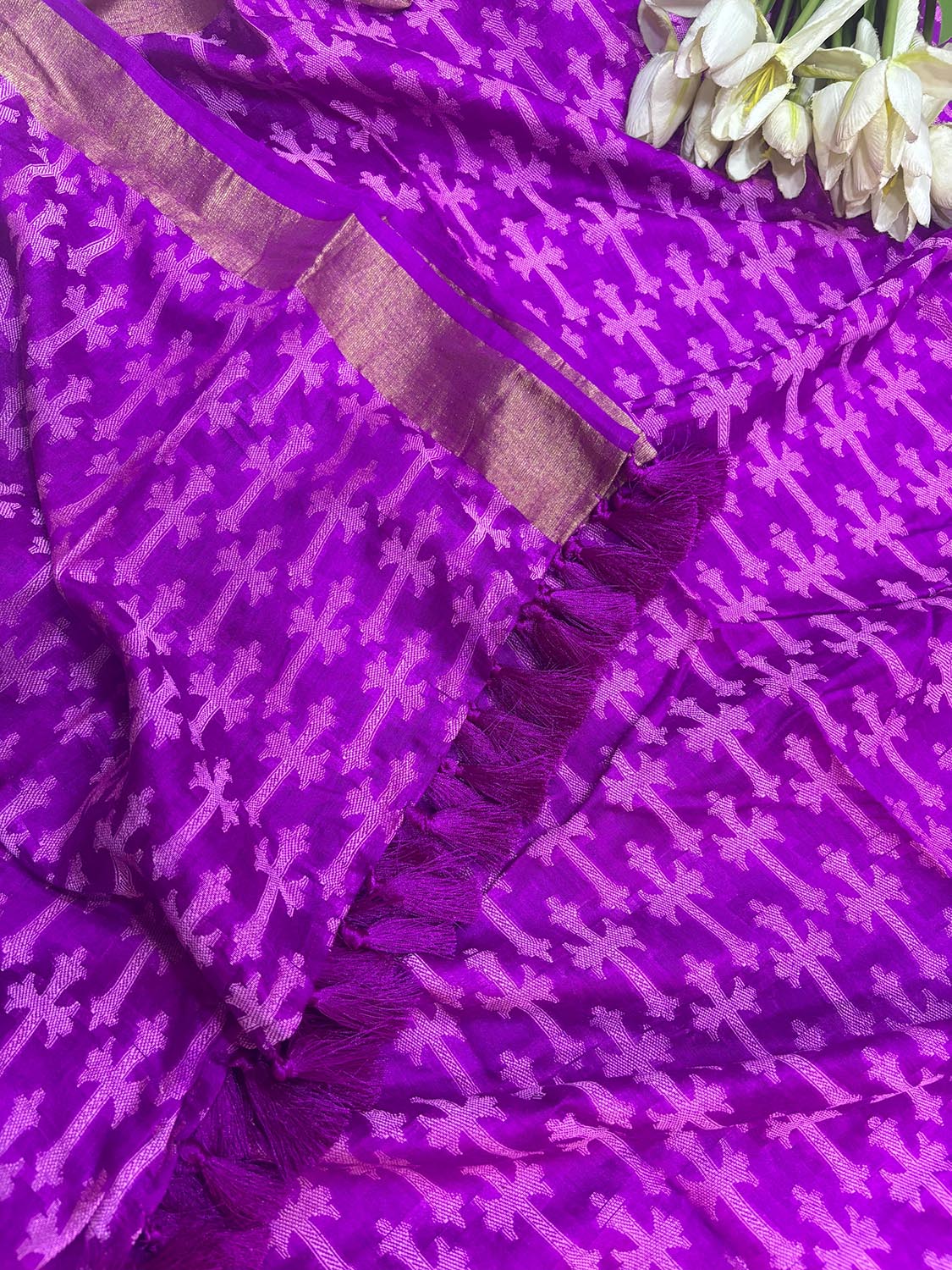 Purple Banarasi Handloom Pure Moonga Silk Dupatta - Luxurion World- Crafted Heirlooms