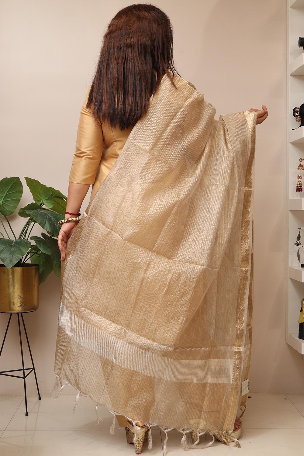 Dyeable Banarasi Handloom Tissue Silk Crushed Dupatta - Luxurion World- Crafted Heirlooms