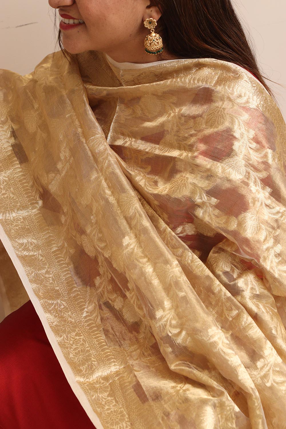 Dyeable Banarasi Handloom Pure Tissue Silk Flower Design Dupatta - Luxurion World