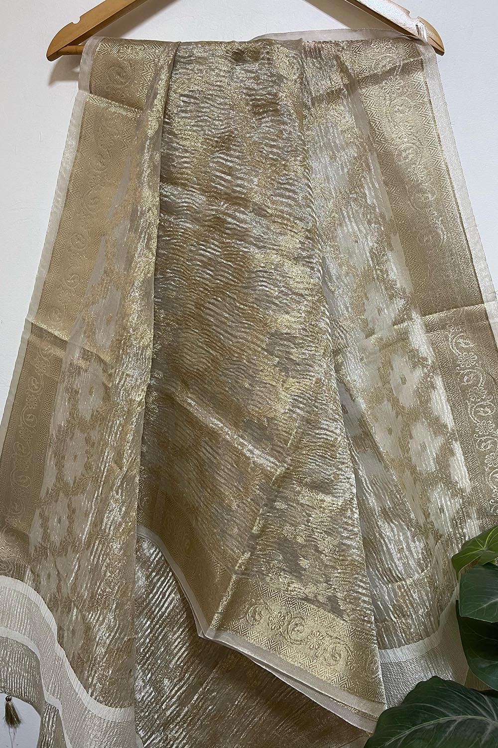Stunning Dyeable Banarasi Tissue Silk Flower Design Dupatta - Luxurion World- Crafted Heirlooms