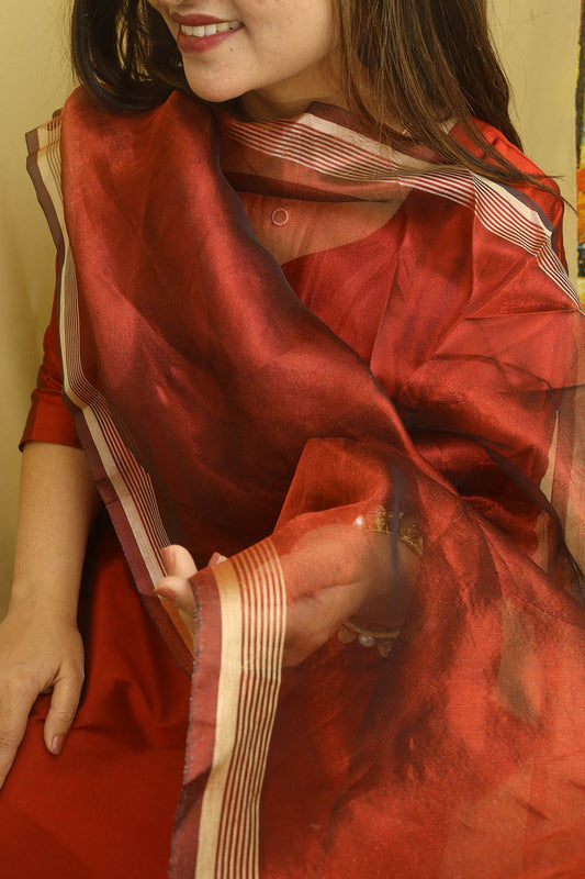 Maroon Banarasi Plain Tissue Dupatta - Luxurion World
