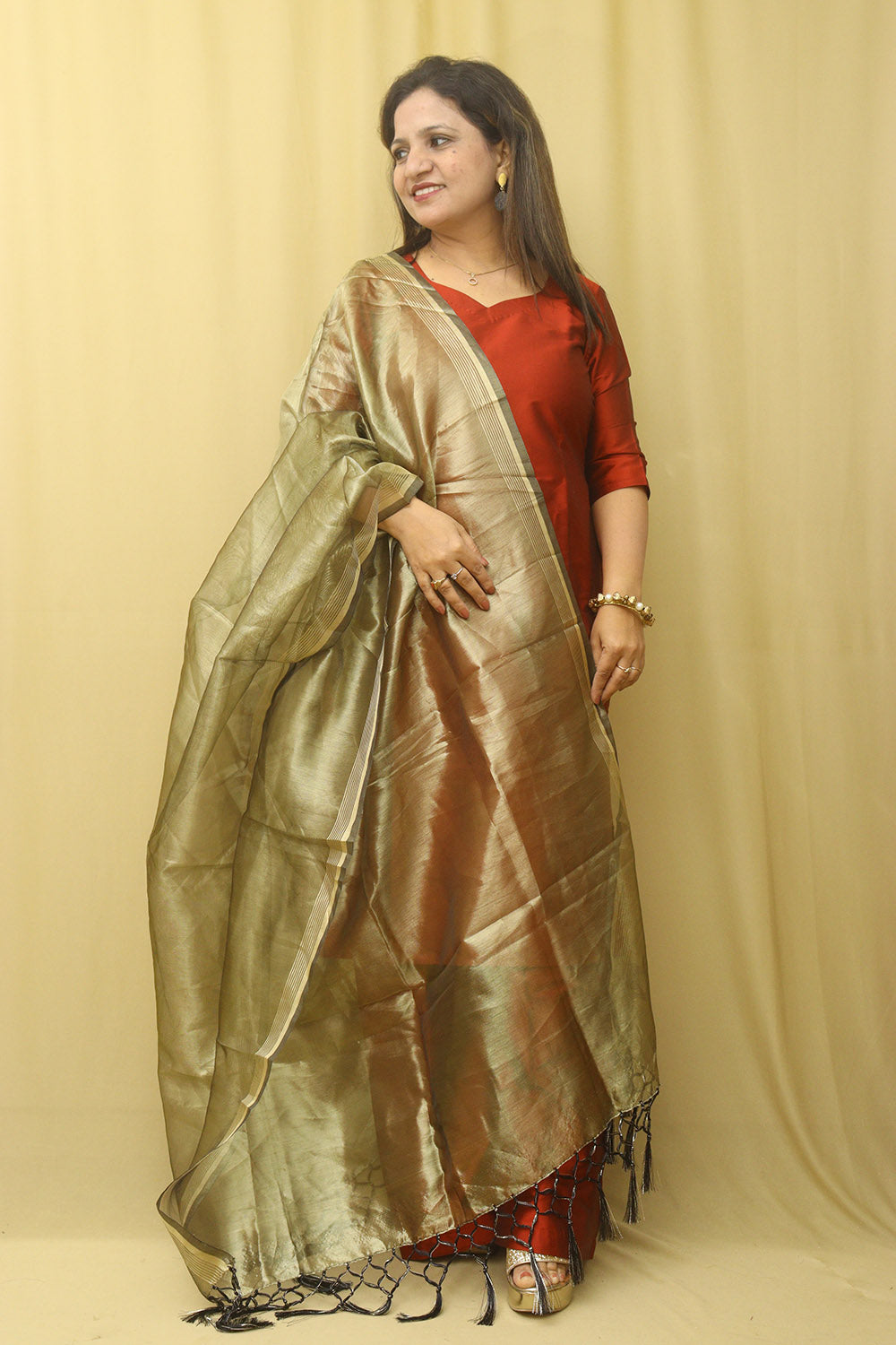 Golden Banarasi Plain Tissue Dupatta - Luxurion World