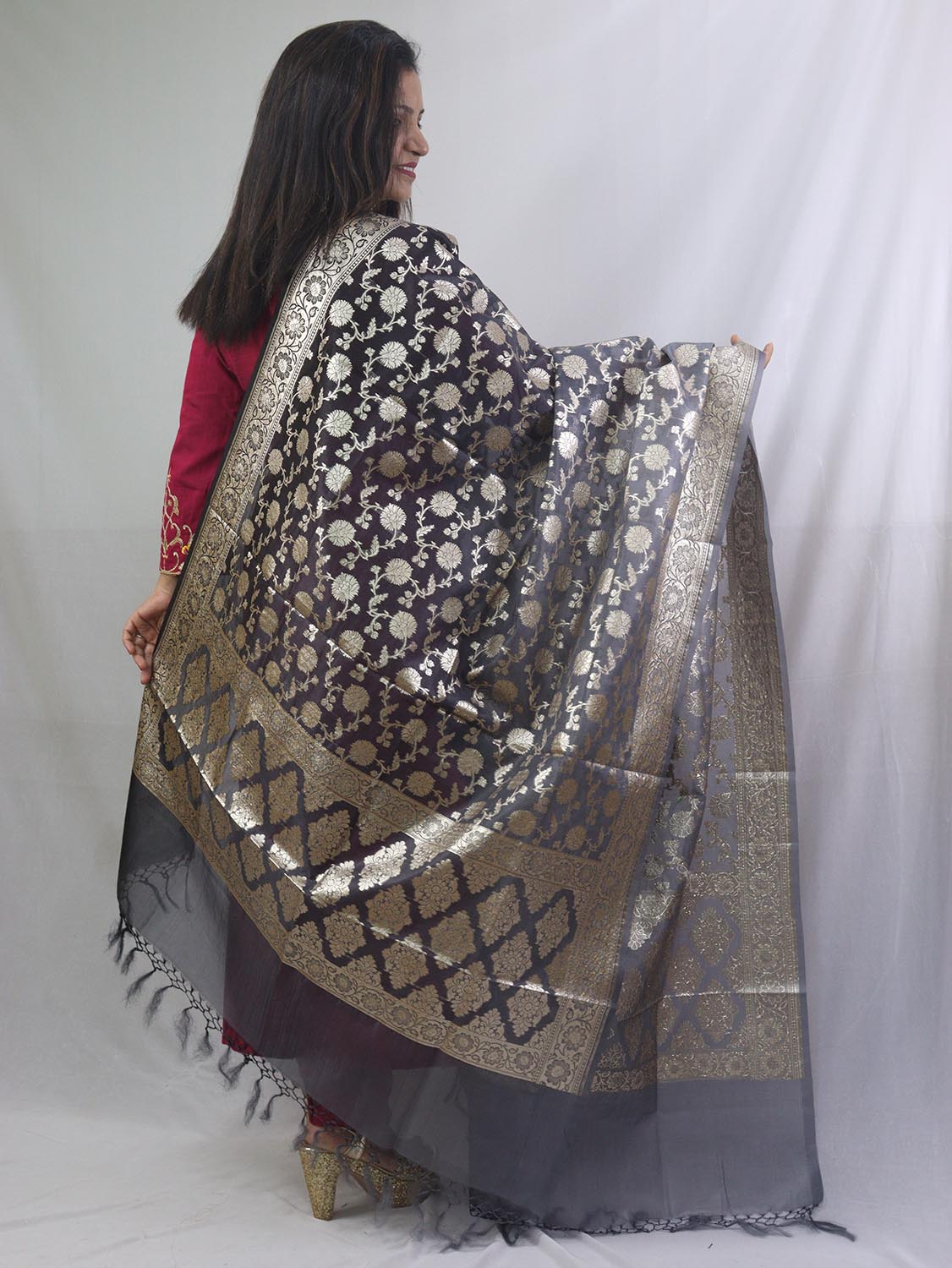Stunning Grey Banarasi Organza Dupatta - Perfect for Any Occasion! - Luxurion World