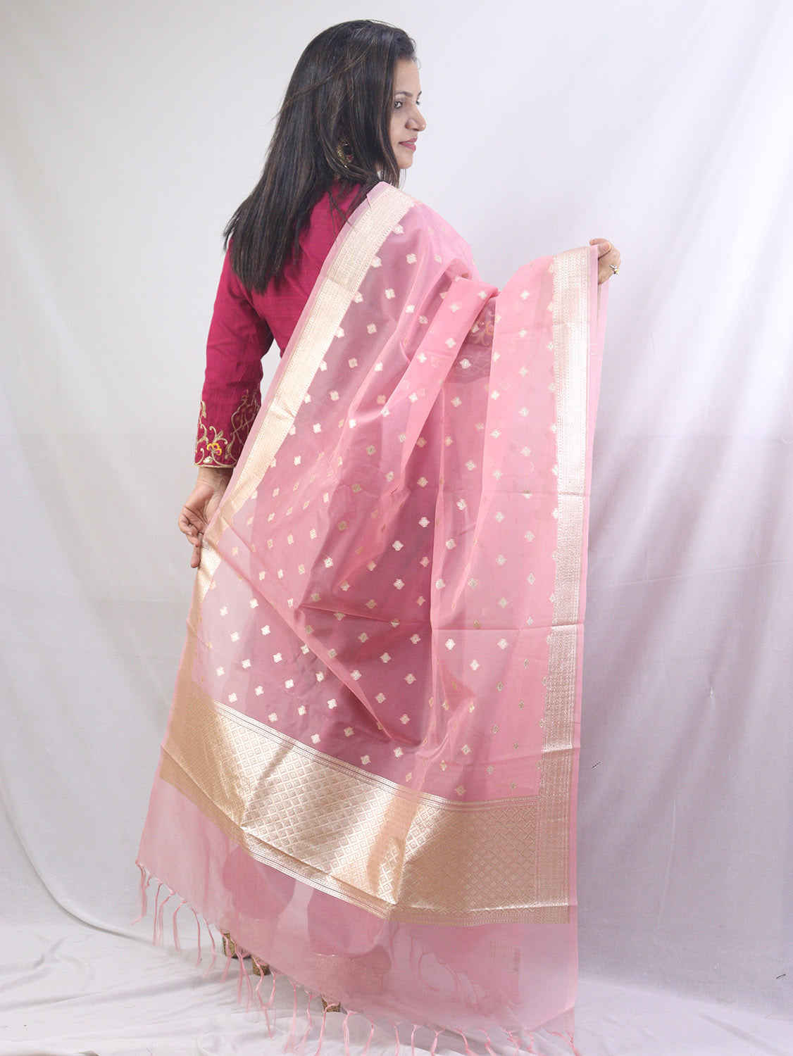 Stunning Pink Banarasi Organza Dupatta - Perfect for Ethnic Wear