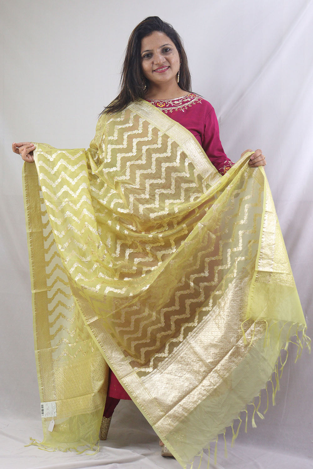Stunning Yellow Banarasi Organza Dupatta - Perfect for Any Occasion! - Luxurion World