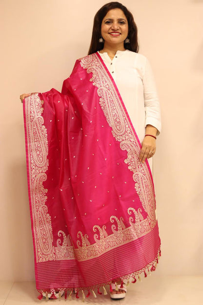 Stunning Pink Banarasi Organza Silk Dupatta - Luxurion World
