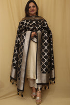Elegant Black Banarasi Silk Dupatta - Luxurion World