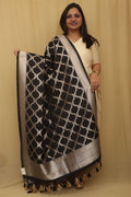 Elegant Black Banarasi Silk Dupatta - Luxurion World