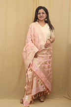 Chic Pink Banarasi Silk Dupatta: Classic Elegance - Luxurion World