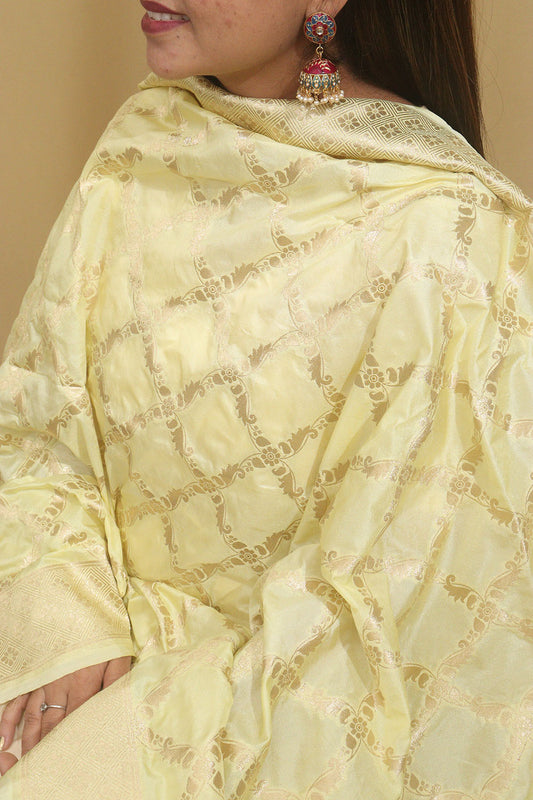Vibrant Yellow Banarasi Silk Dupatta: Essential Accessory - Luxurion World