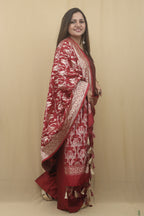 Elegant Maroon Banarasi Silk Dupatta with Parrot Design - Luxurion World