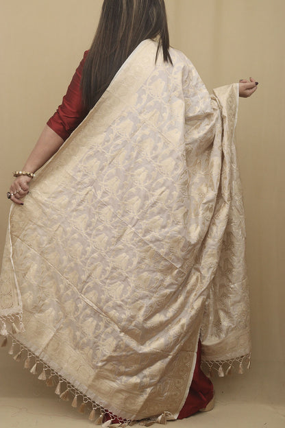 Elegant Parrot Design Dupatta in Pastel Banarasi Silk - Luxurion World