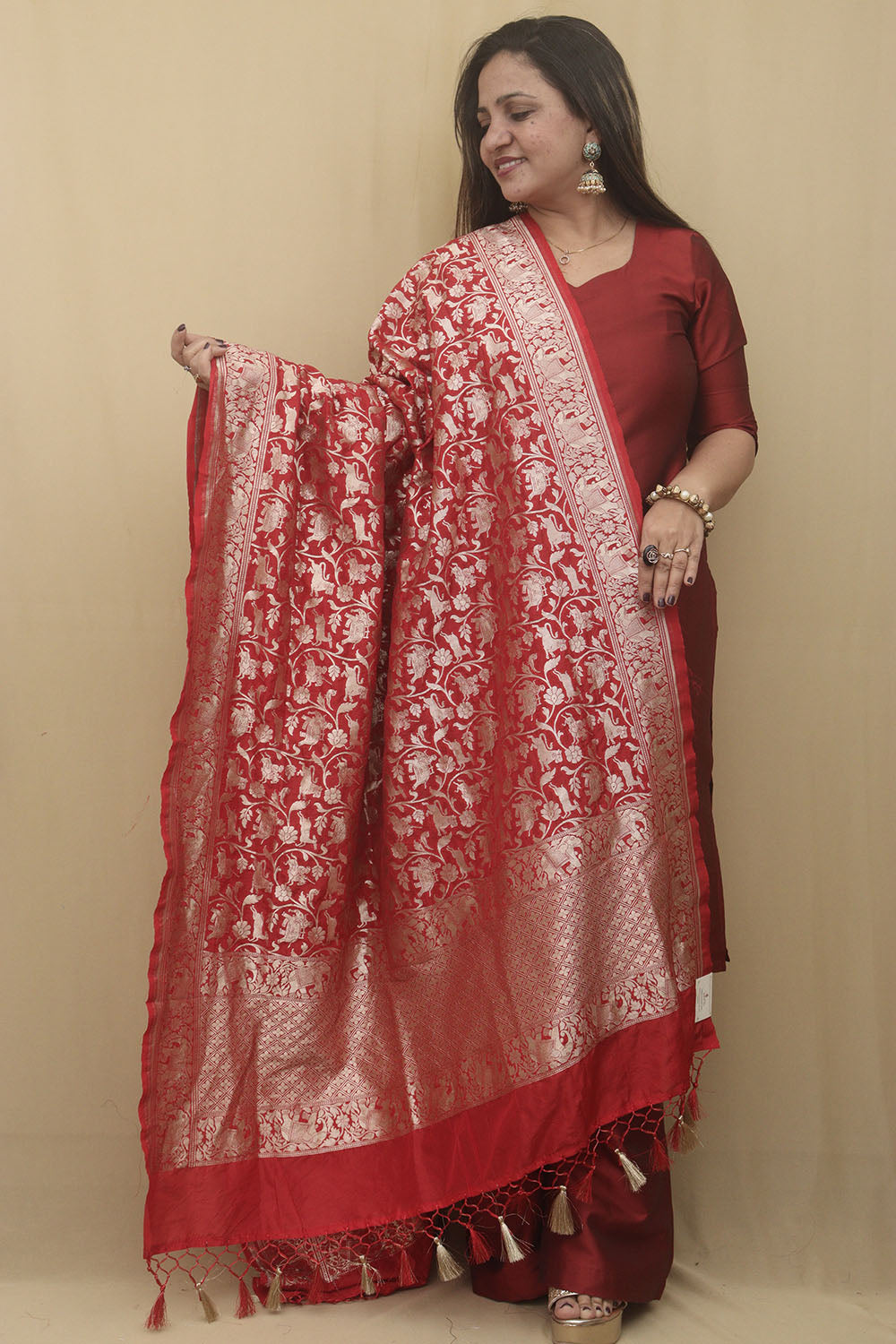 Elegant Bright Red Banarasi Silk Shikargah Dupatta: A Timeless Masterpiece - Luxurion World